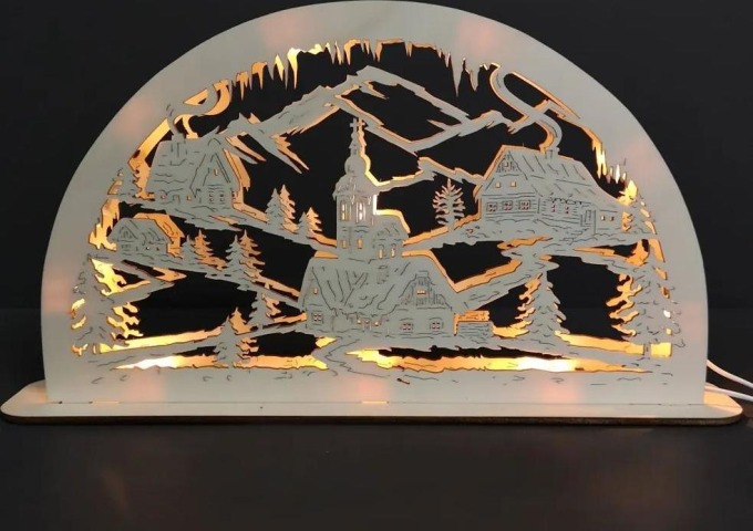 AMADEA Dřevěný svítící portál s motivem vesničky, 39 cm