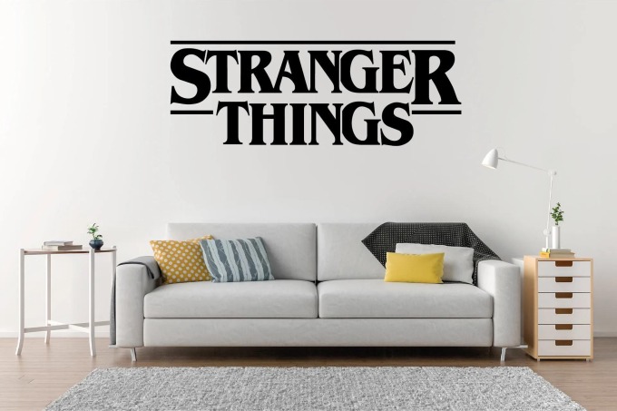 Lepy.cz Samolepka na zeď Stranger Things Velikost (šířka x výška): 50x18cm, Barevná varianta: Tmavě červená