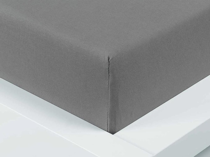 Prostěradlo Exclusive v tmavě šedém odstínu 200x200 cm vyrobené z 100% bavlny s vysokou stálobarevností, vhodné pro celoroční využití