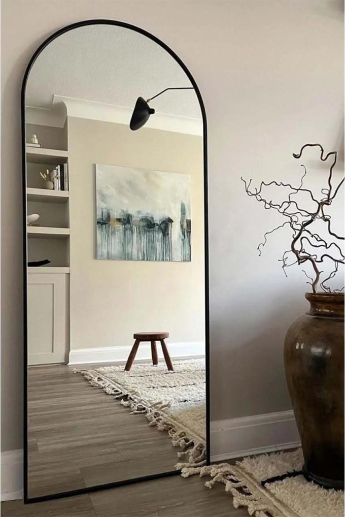 Černé oválné stojací zrcadlo v kovovém rámu Lyn Home, 180 x 60 cm