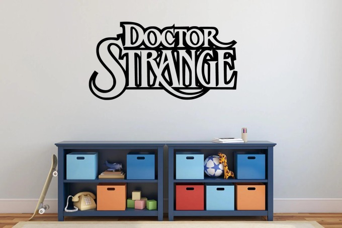 Lepy.cz Samolepka na zeď Doctor Strange - nápis Velikost (šířka x výška): 60x31cm, Barevná varianta: Bílá