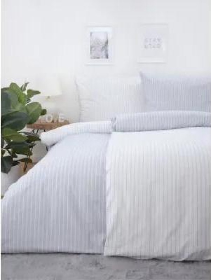 Bavlněné povlečení na 2 postele s jemným vzorem na šedém podkladu