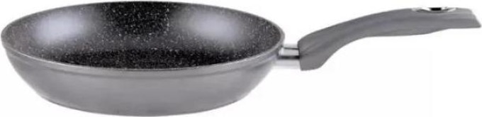 Pánev s nepřilnavým mramorovým povrchem, stříbrná barva, průměr 24 cm - praktická a lehká pánev vhodná pro všestranné vaření s minimálním množstvím tuku