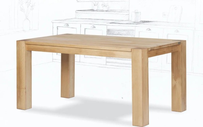 Jídelní stůl z masivu DUB s elegantní deskou a robustními nohami, který osvěží moderní interiér
