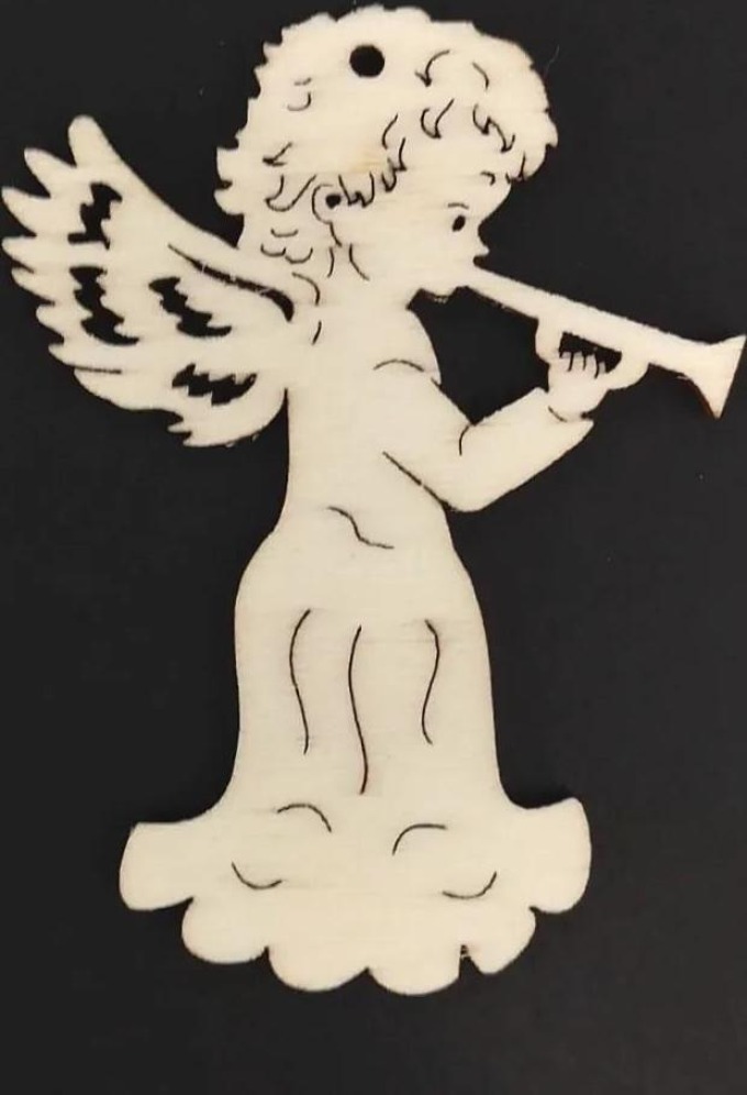 AMADEA Dřevěná ozdoba anděl s trubkou 8 cm