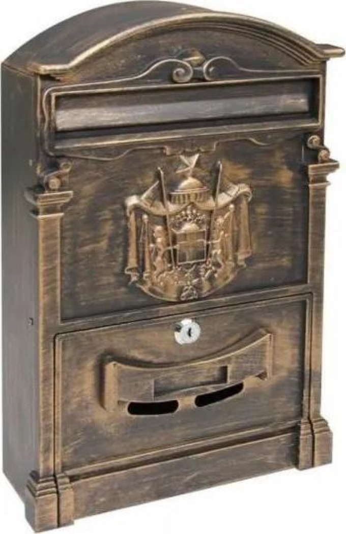 Tyrkysová poštovní schránka v rustikálním stylu s hliníkovými dvířky a detailním zdobením