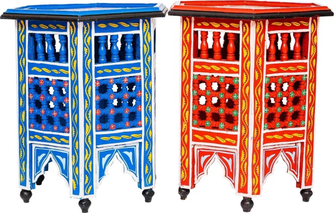 Dřevěné orientální stolky Tirra v různých barvách
