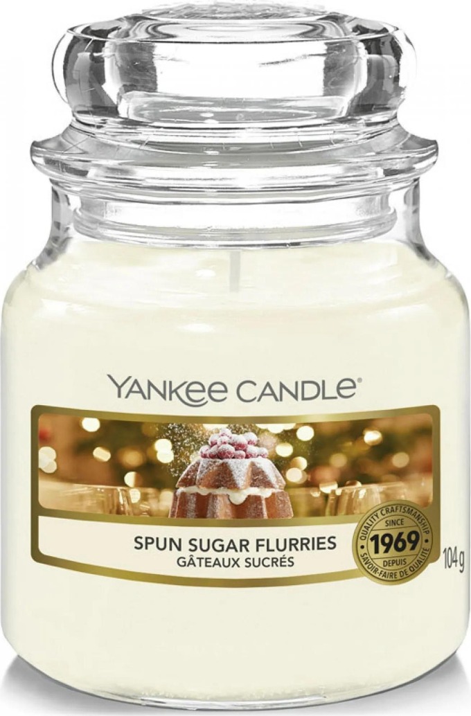 Yankee Candle vonná svíčka Classic ve skle malá Spun Sugar Flurries 104 g