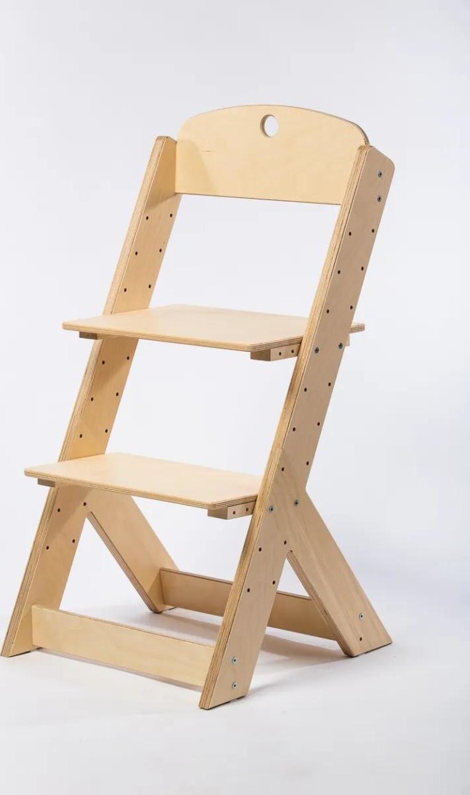 Dřevěná rostoucí židle pro děti s nastavitelným sedákem a podnožkou pro správné sezení