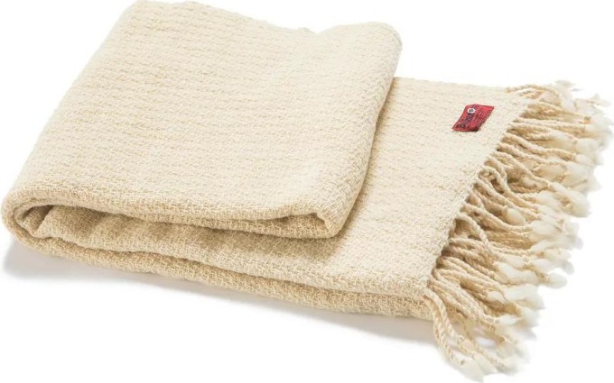 Vlněná deka Kaliakra merino - Jemná a vzdušná deka vyrobená z nejjemnější ovčí vlny Merino, vhodná i do teplejšího letního počasí