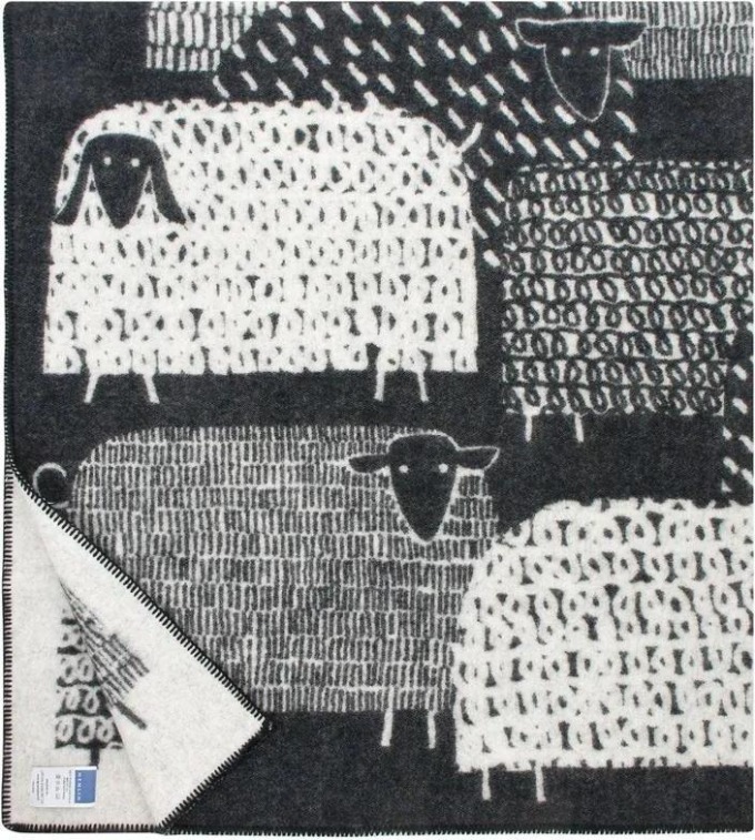 Vlněná deka s motivem oveček, černo-bílé provedení, 130x180 cm