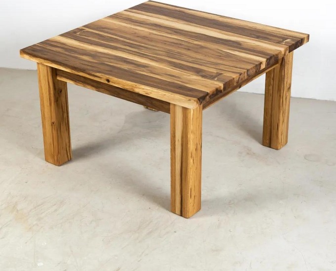 KULHÁNEK Dřevěný konferenční stolek