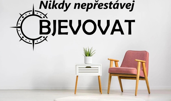 Lepy.cz Samolepka na zeď Nepřestávej objevovat - kompas Velikost (šířka x výška): 55x22cm, Barevná varianta: Černá