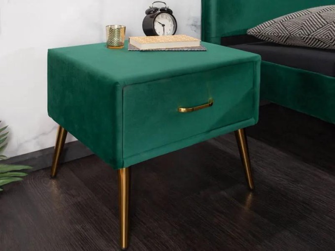 Famous noční stolek zelený
