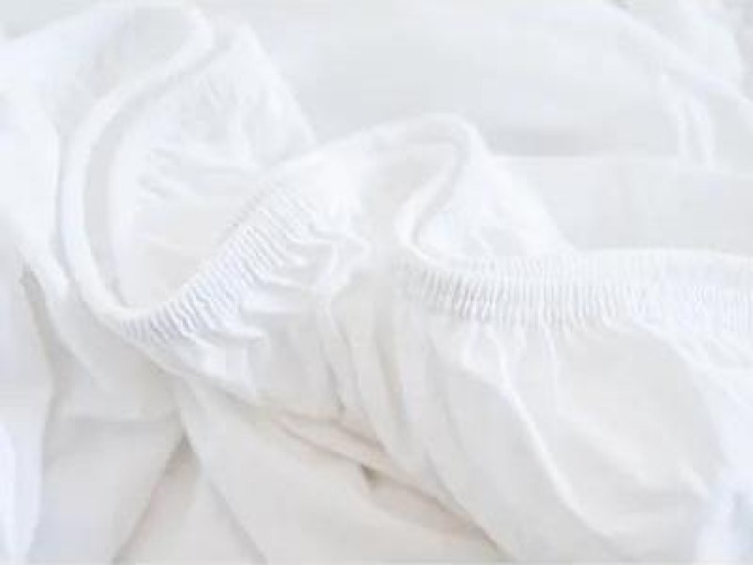 MKLuzkoviny.cz Jersey prostěradlo s lycrou Deluxe 140 × 200 cm – bílé