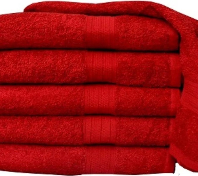 Kvalitní červený ručník Homa vyrobený z froté materiálu z 100% bavlny o rozměrech 50x100cm a váze 450-550g/m2